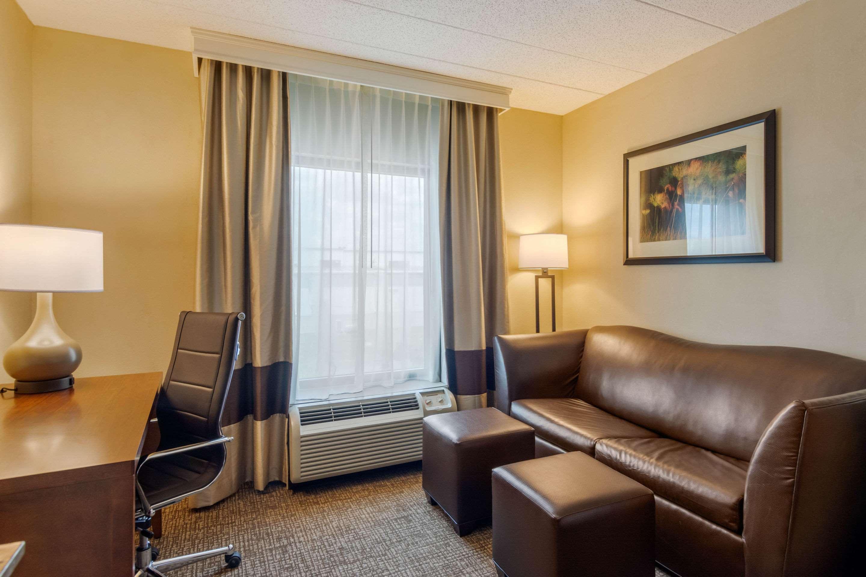 Comfort Suites Southpark Colonial Heights Extérieur photo