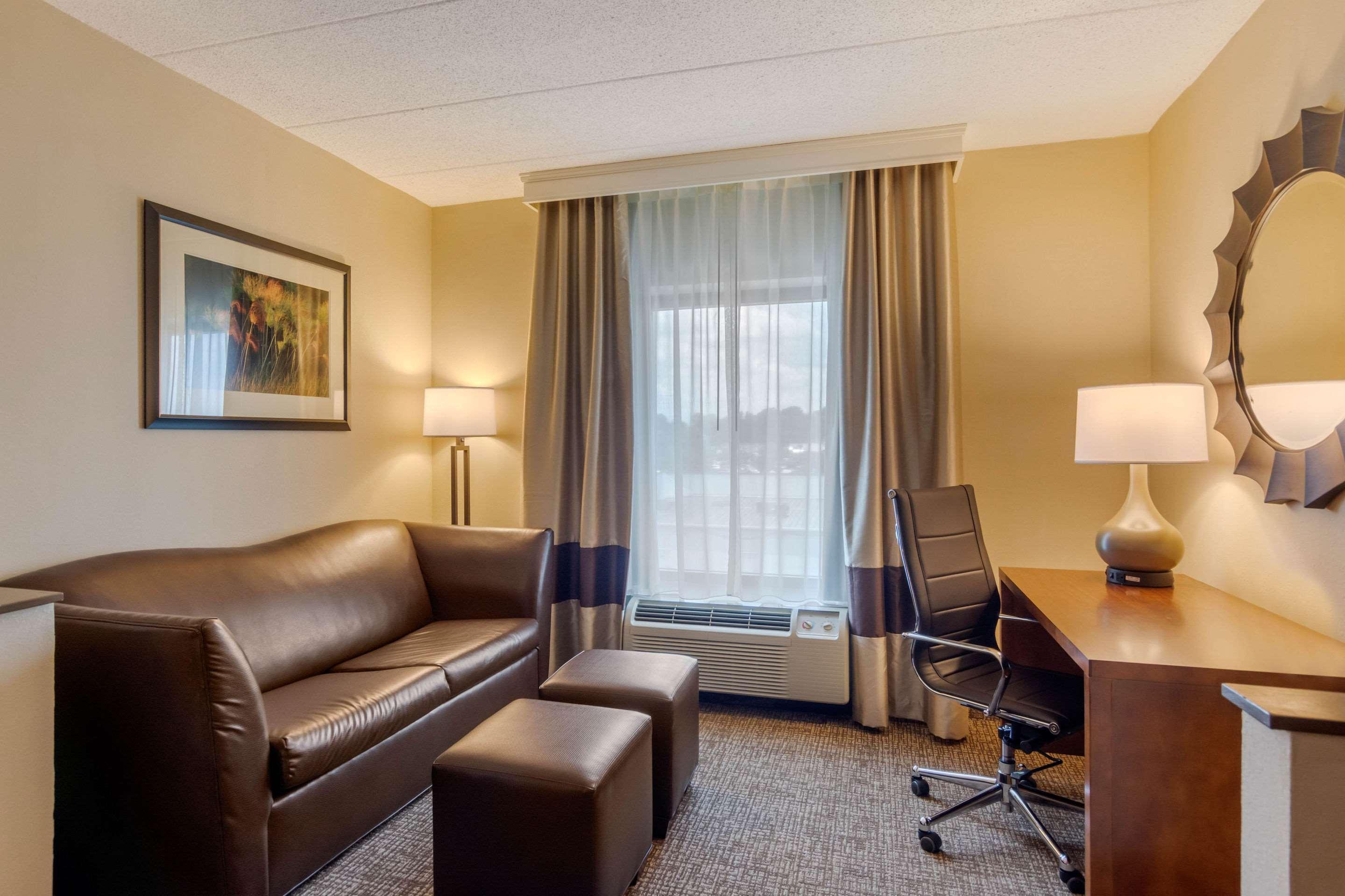 Comfort Suites Southpark Colonial Heights Extérieur photo